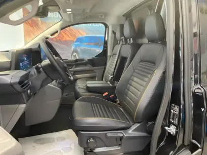 Photo 9 Ford Custom Gén. II Ph1 Trail 1