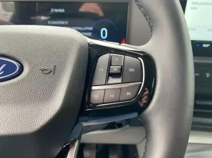 Photo 16 Ford Custom Gén. II Ph1 Trail 1