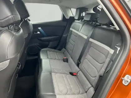 Photo 11 Citroën C4 e- 136 ch Automatique