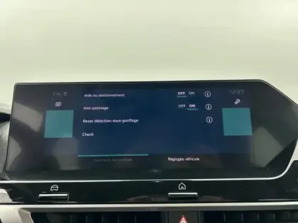 Photo 26 Citroën C4 e- 136 ch Automatique