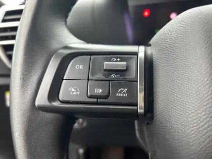 Photo 20 Citroën C4 e- 136 ch Automatique