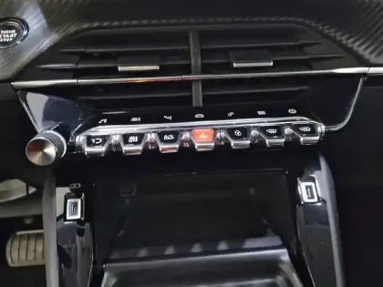 Photo 25 Peugeot 2008 Gén. II Ph1 NG Allure Pack 5