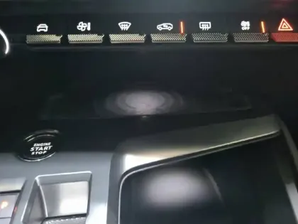 Photo 96 Peugeot 308  PHEV 180 e-EAT8