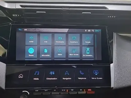 Photo 95 Peugeot 308  PHEV 180 e-EAT8