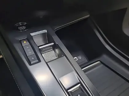 Photo 85 Peugeot 308  PHEV 180 e-EAT8