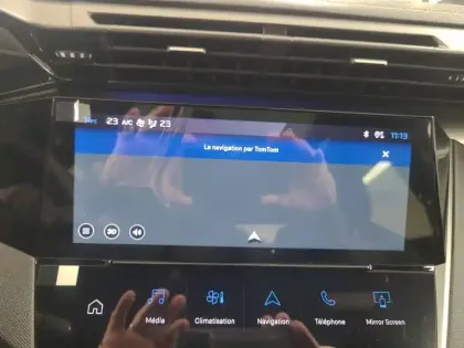 Photo 13 Peugeot 308  Hybrid 145 e-DCS6