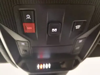 Photo 80 Peugeot 308  Hybrid 145 e-DCS6