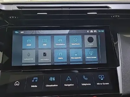 Photo 46 Peugeot 308  Hybrid 145 e-DCS6