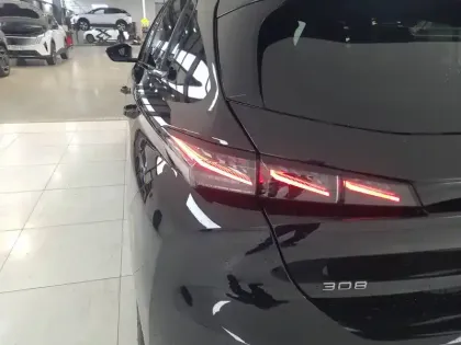 Photo 22 Peugeot 308  Hybrid 145 e-DCS6
