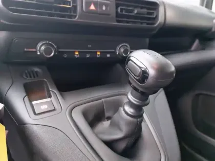 Photo 13 Peugeot Partner  FOURGON M 1000 KG BLUEHDI 100 S&S BVM6