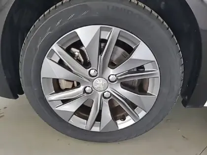 Photo 46 Peugeot 208 Gén. II Ph1 NG Style 5