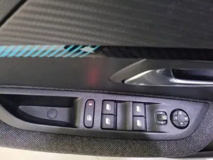 Photo 64 Peugeot 208 Gén. II Ph1 NG Style 5