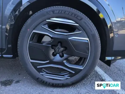 Photo 12 Peugeot 3008  Electrique 210 ch 73 kWh