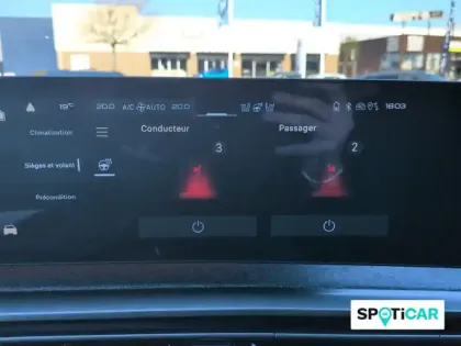 Photo 19 Peugeot 3008  Electrique 210 ch 73 kWh