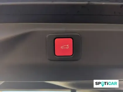 Photo 40 Peugeot 3008 Gén. III Ph1 GT Exclusive 5