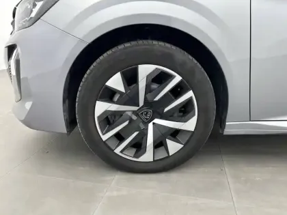 Photo 12 Peugeot 208  Hybrid 100 e-DCS6