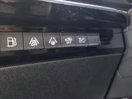 Photo 104 Peugeot 508  Hybrid4 360 e-EAT8 Peugeot Sport Engineered