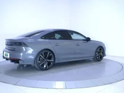 Photo 41 Peugeot 508  Hybrid4 360 e-EAT8 Peugeot Sport Engineered