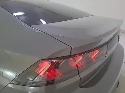 Photo 53 Peugeot 508  Hybrid4 360 e-EAT8 Peugeot Sport Engineered