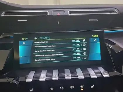 Photo 58 Peugeot 508  Hybrid4 360 e-EAT8 Peugeot Sport Engineered