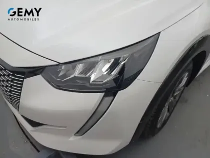 Photo 15 Peugeot 208  ELECTRIQUE 50 KWH 136