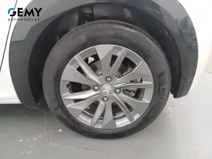 Photo 10 Peugeot 208  ELECTRIQUE 50 KWH 136