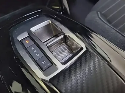 Photo 13 Peugeot 208  PureTech 100 S&S EAT8