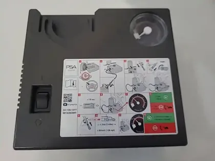 Photo 17 Peugeot 208  PureTech 100 S&S EAT8