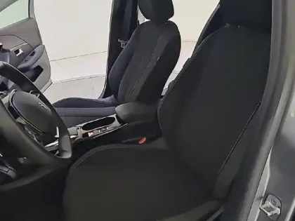 Photo 10 Peugeot 208  PureTech 100 S&S EAT8