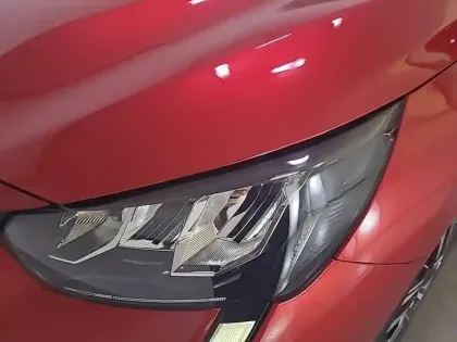 Photo 80 Peugeot 208  BlueHDi 100 S&S BVM6