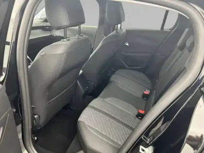 Photo 11 Peugeot 208  Hybrid 110 e-DCS6