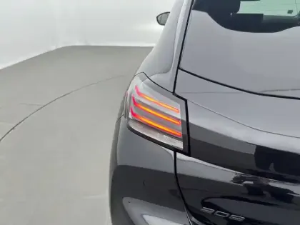 Photo 16 Peugeot 208  Hybrid 110 e-DCS6