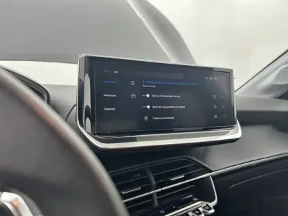 Photo 19 Peugeot 208  Hybrid 110 e-DCS6