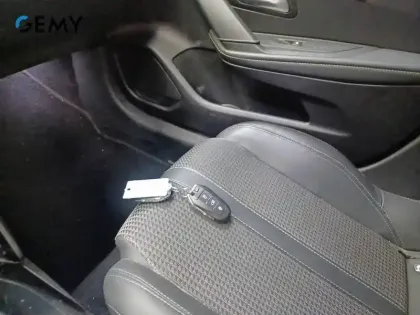 Photo 13 Peugeot 208  Electrique 50 kWh 136ch