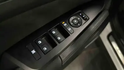 Photo 17 Kia Sportage  Hybride 239 ch BVA6