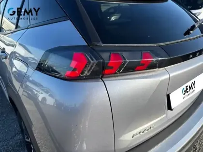 Photo 17 Peugeot 2008  BlueHDi 130 S&S EAT8