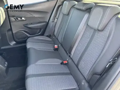 Photo 9 Peugeot 2008  BlueHDi 130 S&S EAT8