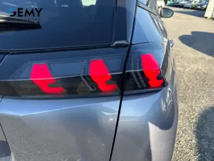 Photo 16 Peugeot 2008  BlueHDi 130 S&S EAT8