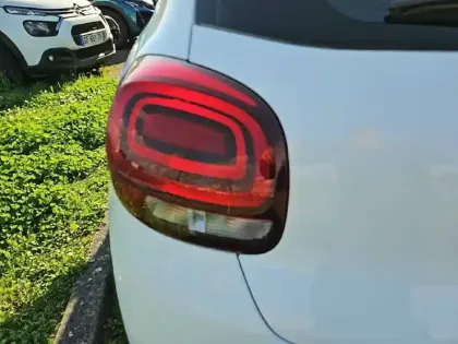 Photo 16 Citroën C3  PureTech 83 S&S BVM5