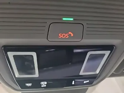 Photo 28 Volkswagen Golf Gén. VIII Ph1 Style 1st 5