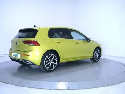 Photo 8 Volkswagen Golf Gén. VIII Ph1 Style 1st 5