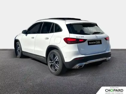 Photo 6 Mercedes GLA  200 7G-DCT