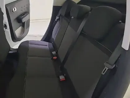 Photo 11 Citroën C3  BlueHDi 100 S&S BVM6