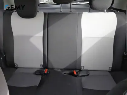 Photo 23 Toyota Yaris  69 VVT-i