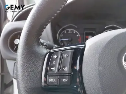 Photo 14 Toyota Yaris  69 VVT-i