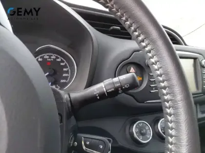 Photo 17 Toyota Yaris  69 VVT-i