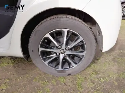 Photo 10 Toyota Yaris  69 VVT-i