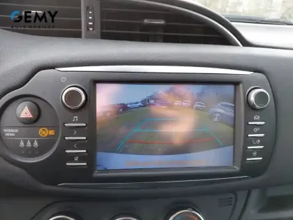 Photo 22 Toyota Yaris  69 VVT-i