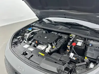 Photo 14 Peugeot 308  SW BlueHDi 130ch S&S EAT8