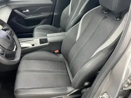 Photo 10 Peugeot 308  SW BlueHDi 130ch S&S EAT8